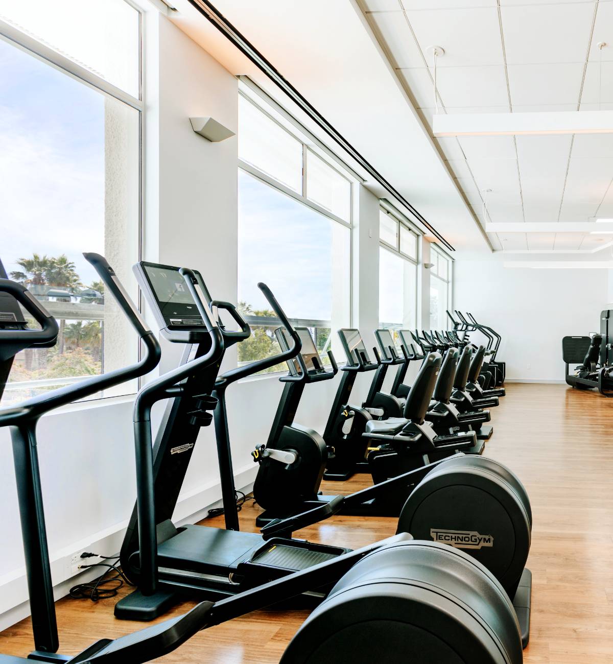 Claremont Key Features