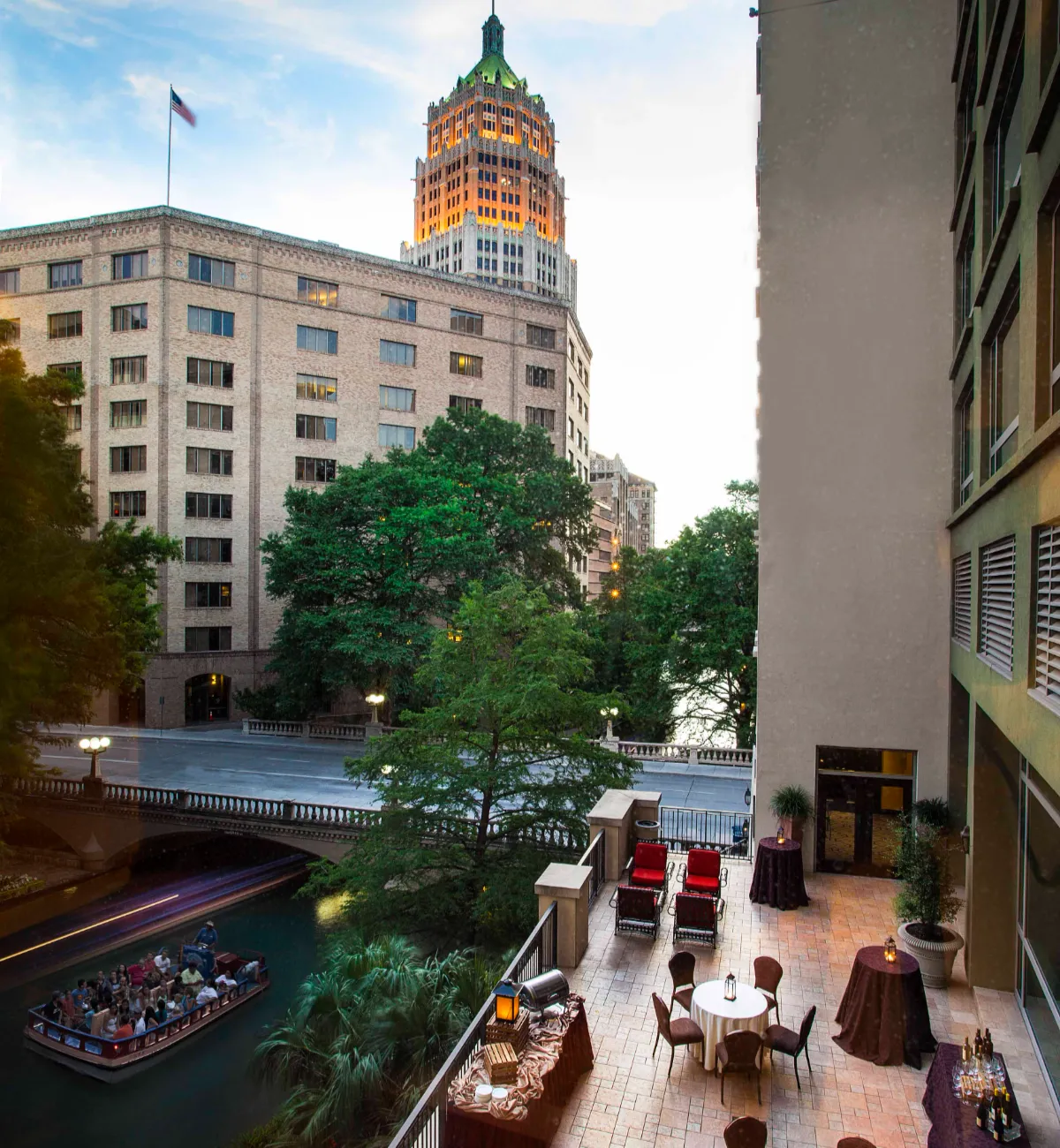 Hotel Contessa Key Features