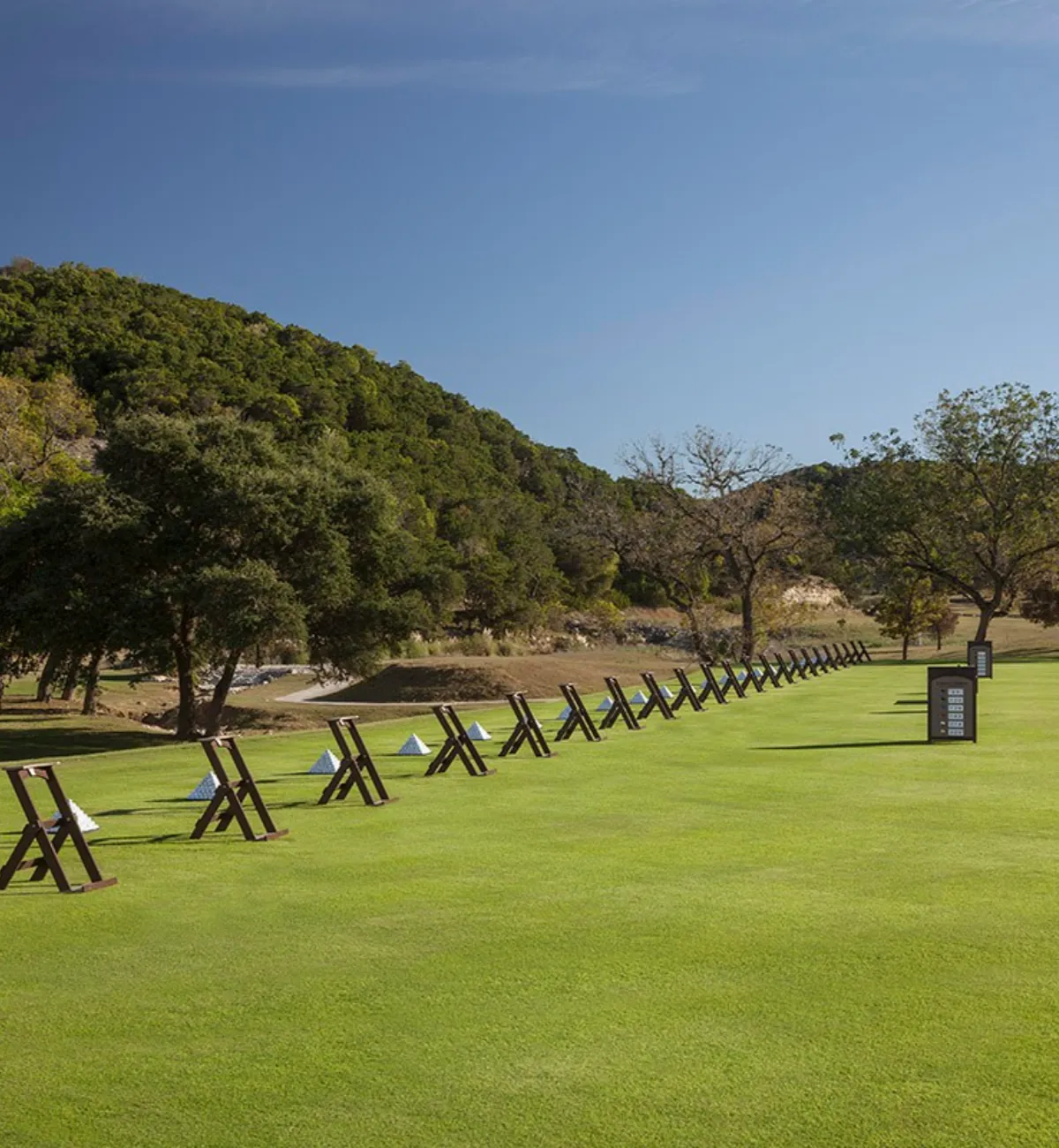 Tapatio Springs Key Features