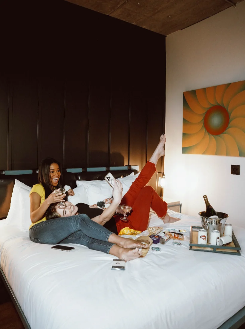 Waymore’s Guest House & Casual Club overview